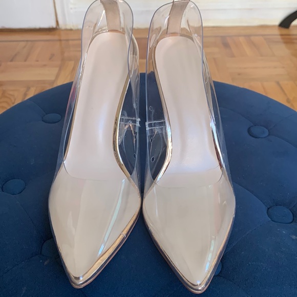 Shoes - ❤️FIRM PRICE ❤️NEW Clear High Chunky Heel Shoes